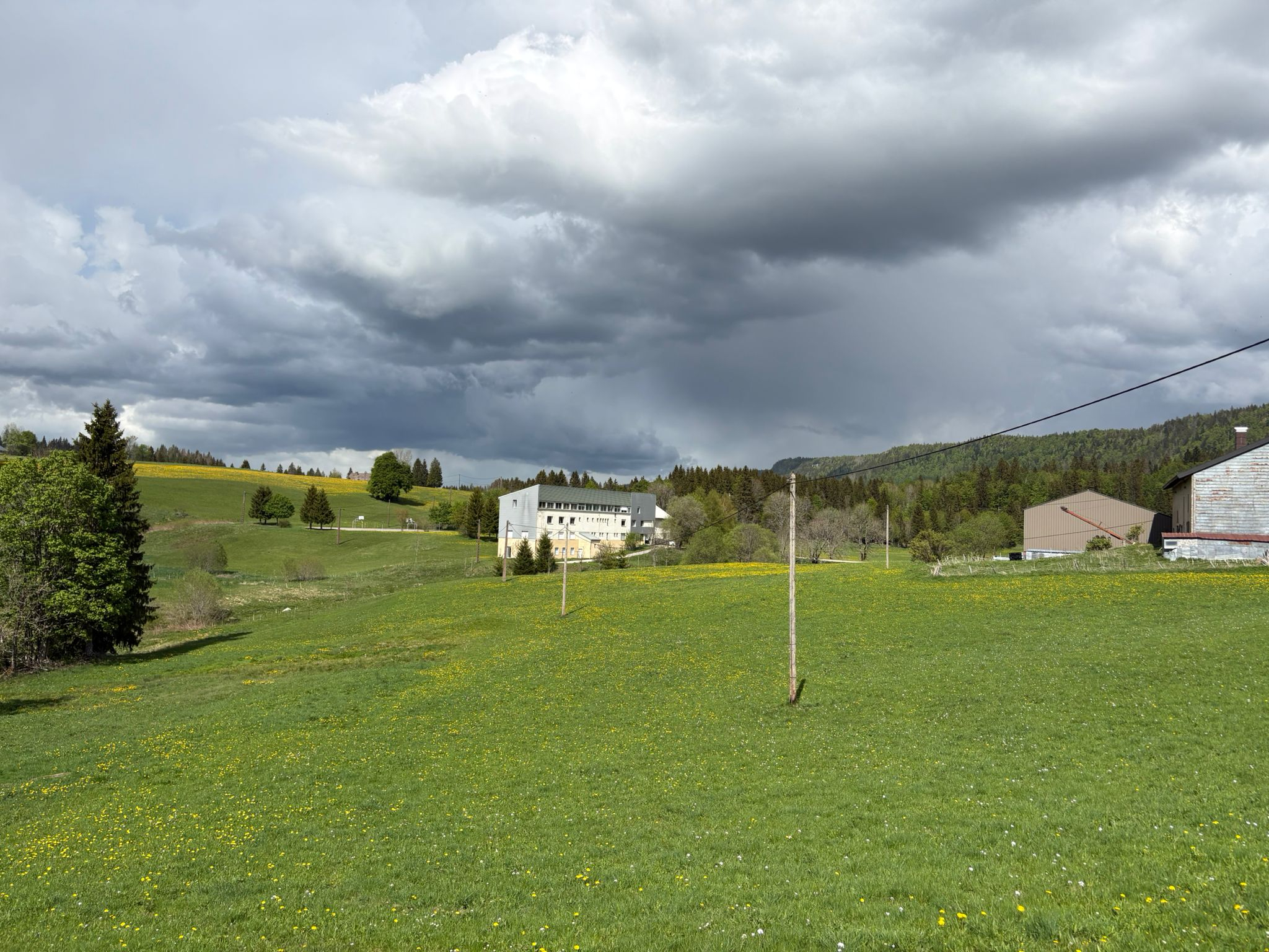 Vue du site de Bellefontaine dans le Haut-Jura